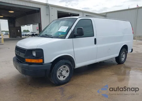 2015 Chevrolet Express 2500 Work Van z USA, uszkodzony, nr VIN 1GCWGFCF4F1175265